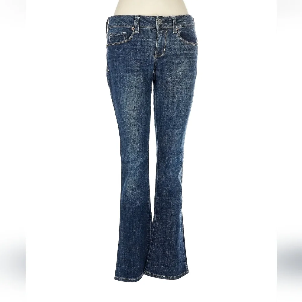 💥Sale💥American Eagle Outfitters Dark Blue Flare Jeans - Picture 1 of 4